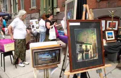 Art On Lark Event In Albany