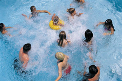 family-full-pool