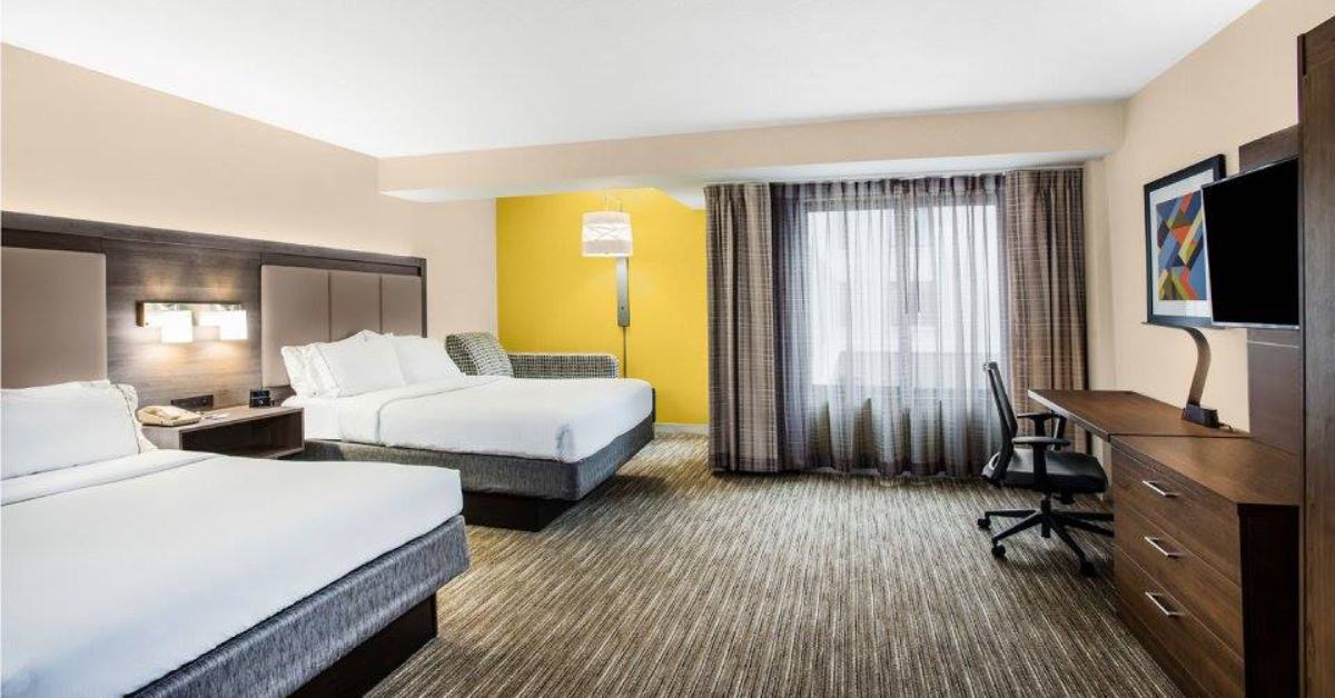 Stay Near the Albany Amtrak Train Station at These 6 Hotels